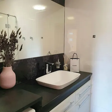 Apartament Emerald 아파트 그단스크